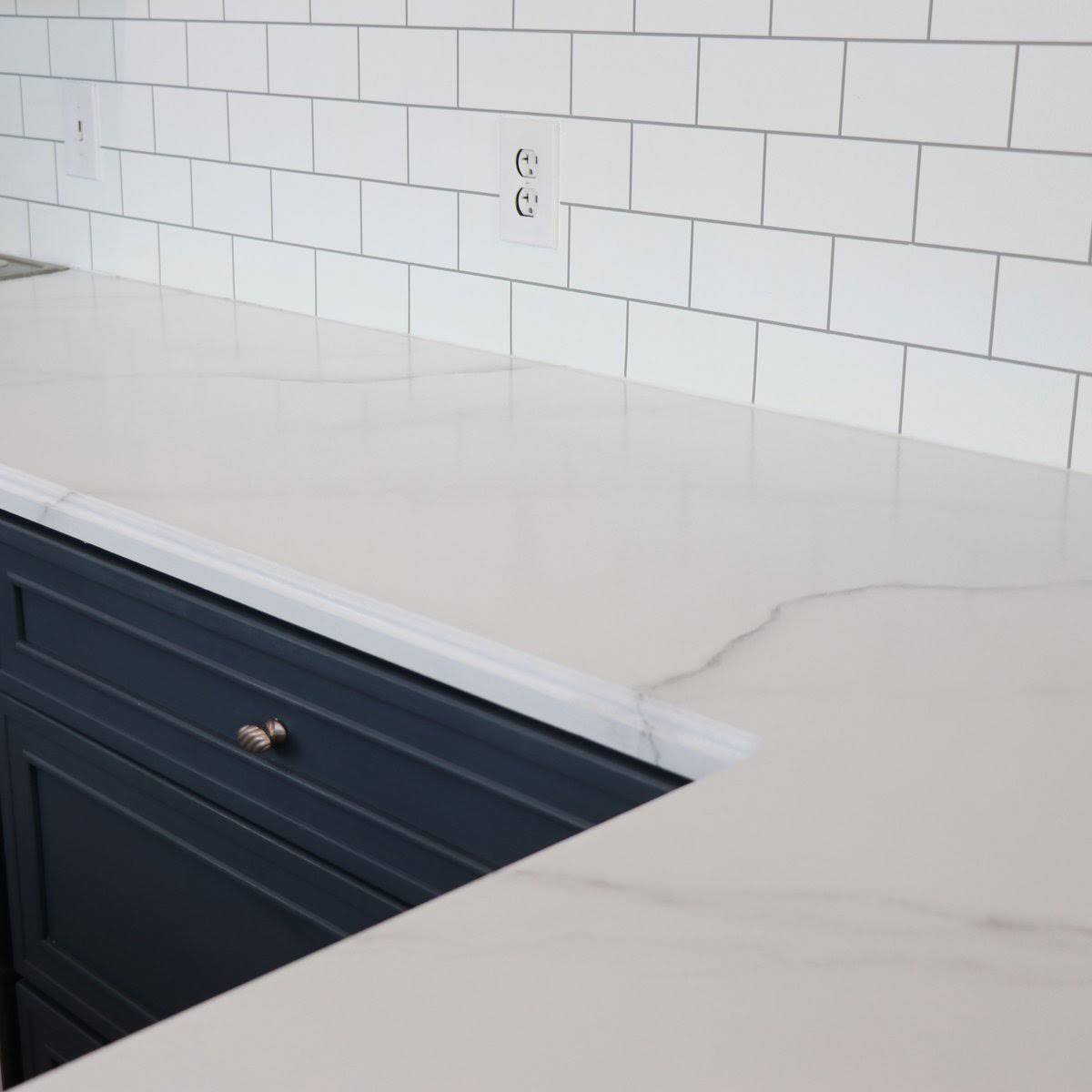 White Marble Countertop Paint Kit Y98945