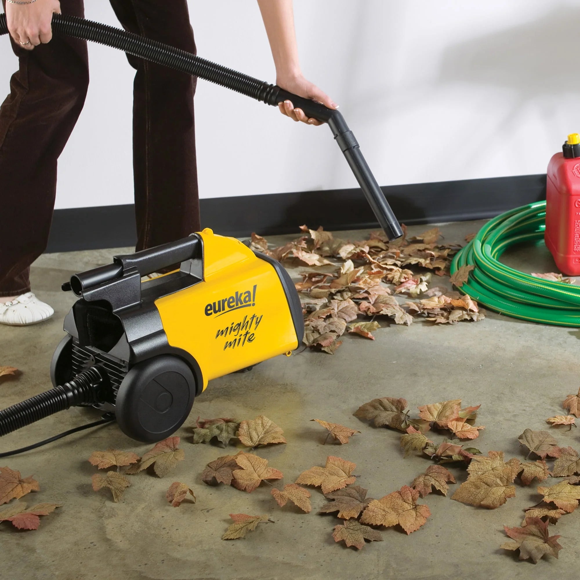 Bagged Canister Vacuum K76192