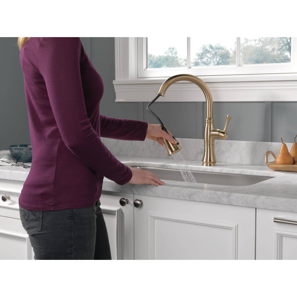 Chrome Single Handle Pull Down Kitchen Faucet F764386