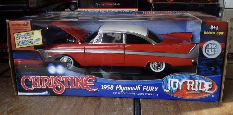 1:18 Scale Diecast Car R179