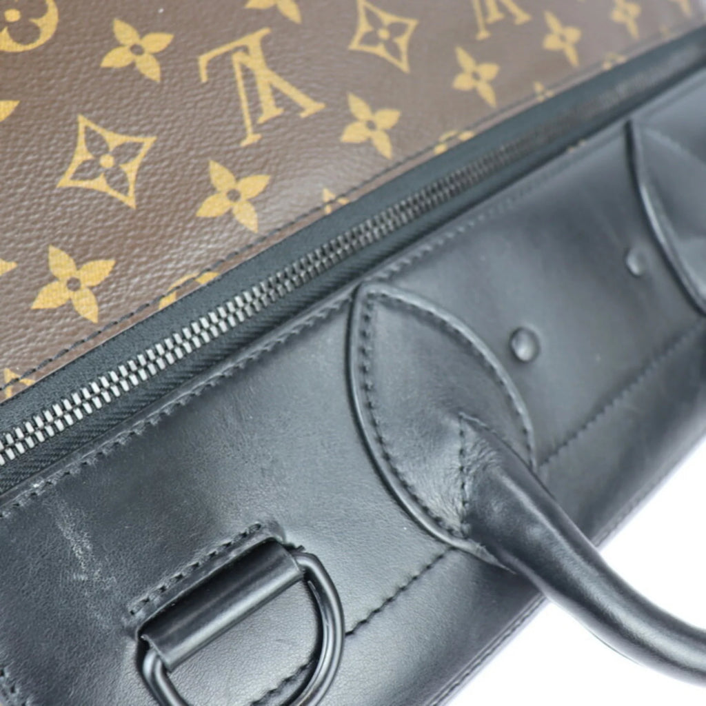 Pre-Owned Monogram Canvas Leather Shoulder Bag D62014