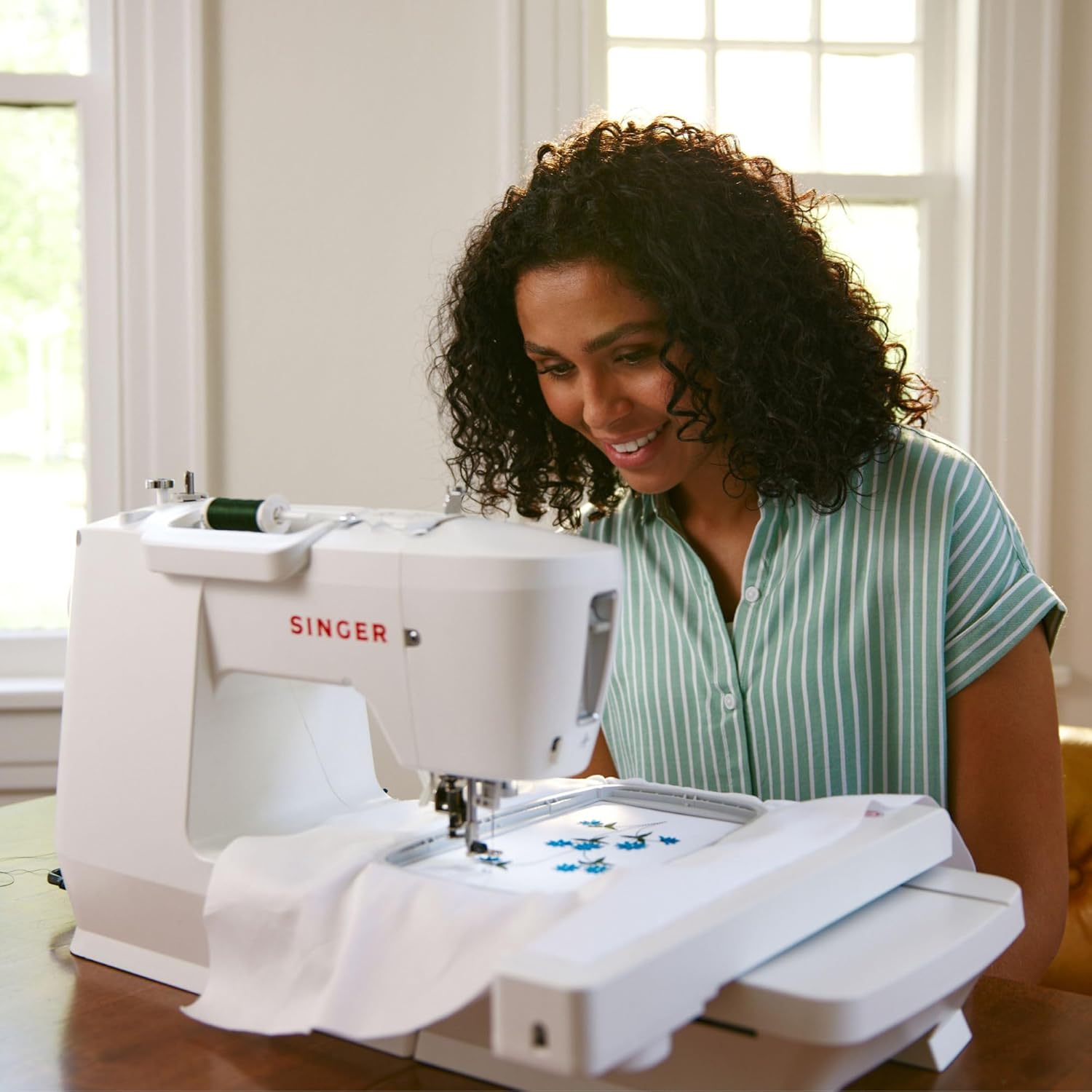 Sewing and Embroidery Machine G471745