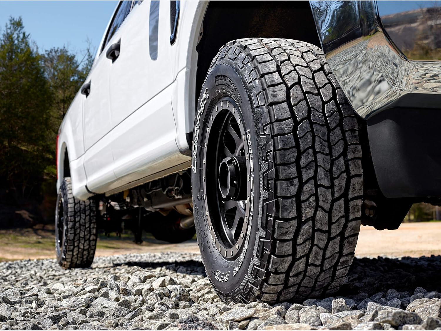 LT225/75R17 116/113R All-Season Tire Q49782