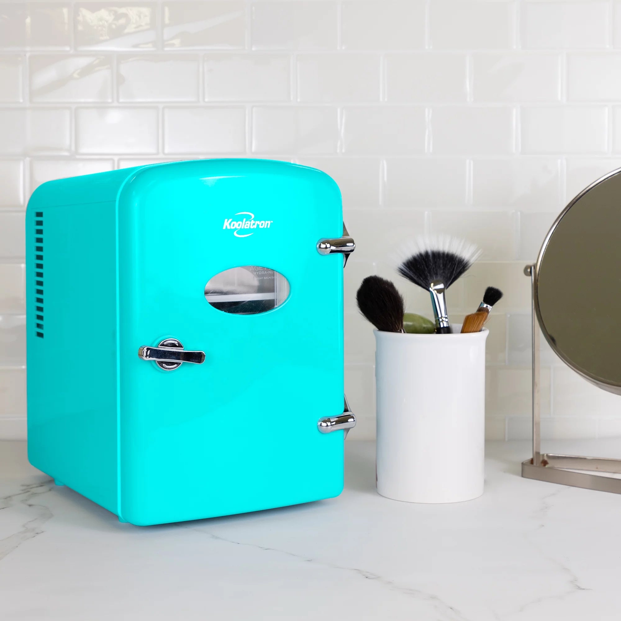 Aqua 4L Compact Mini Fridge K6900