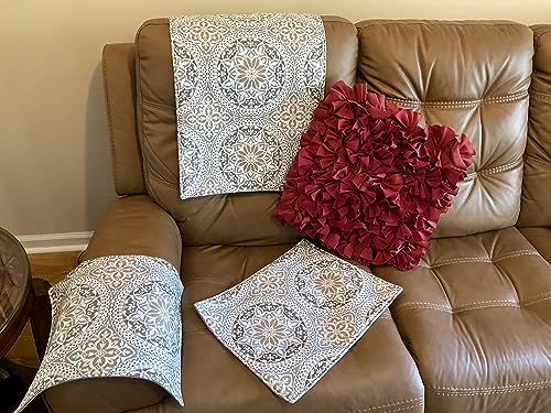 Set of two armrest covers V373
