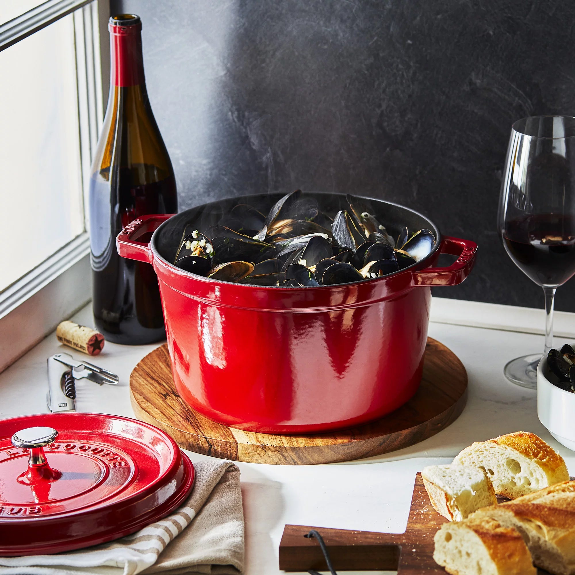 Cast Iron Dutch Oven 5-qt Tall Cocotte, Cherry I81762