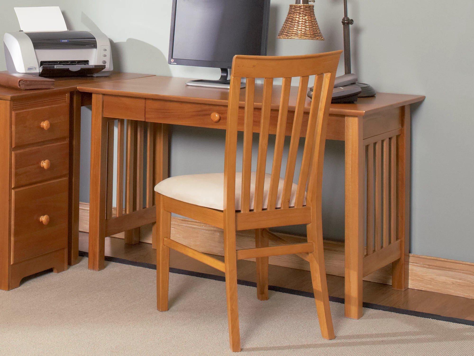 Desk with Drawer R924