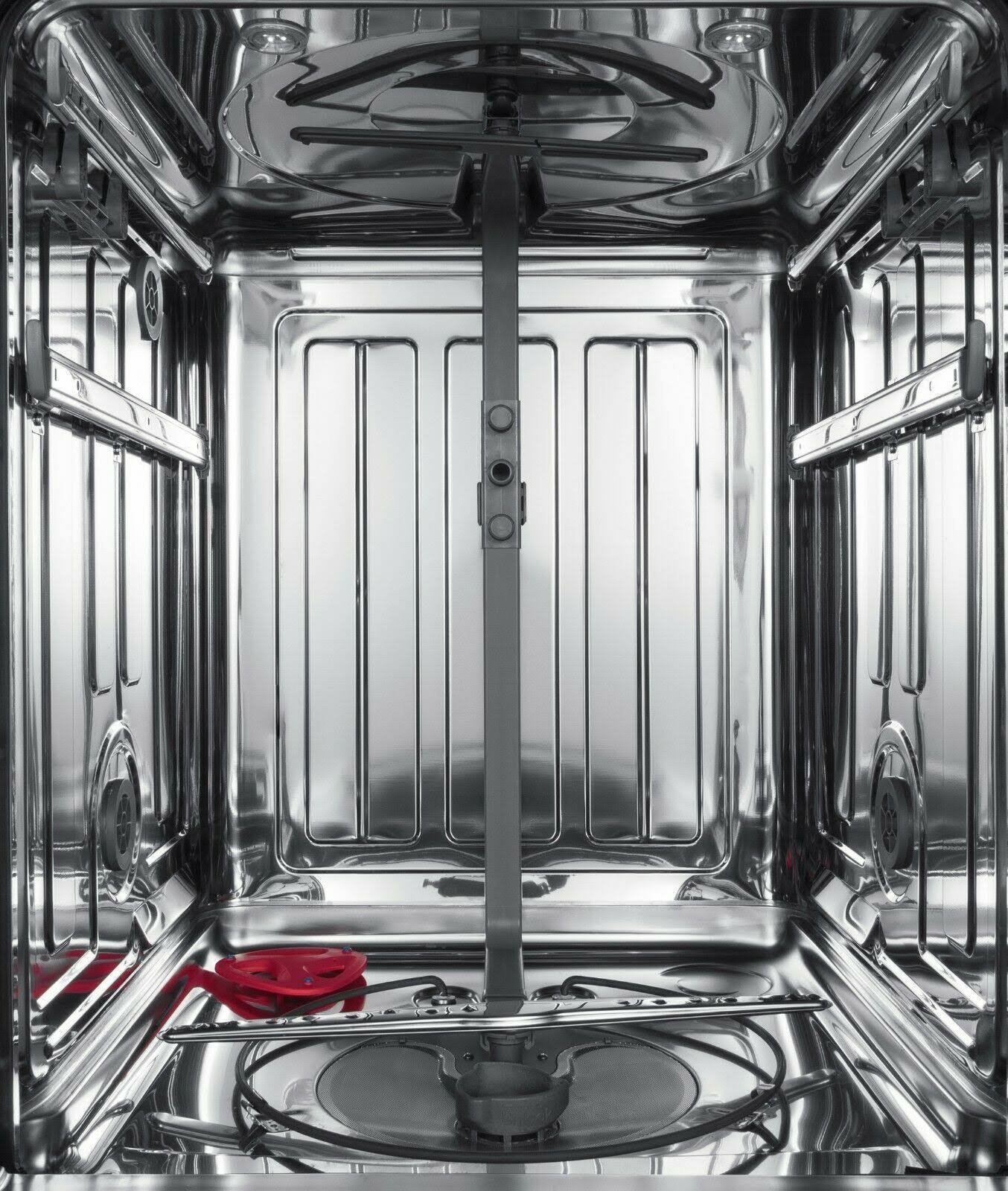 24 Built-in Stainless Steel Tall Tub Dishwasher P827409