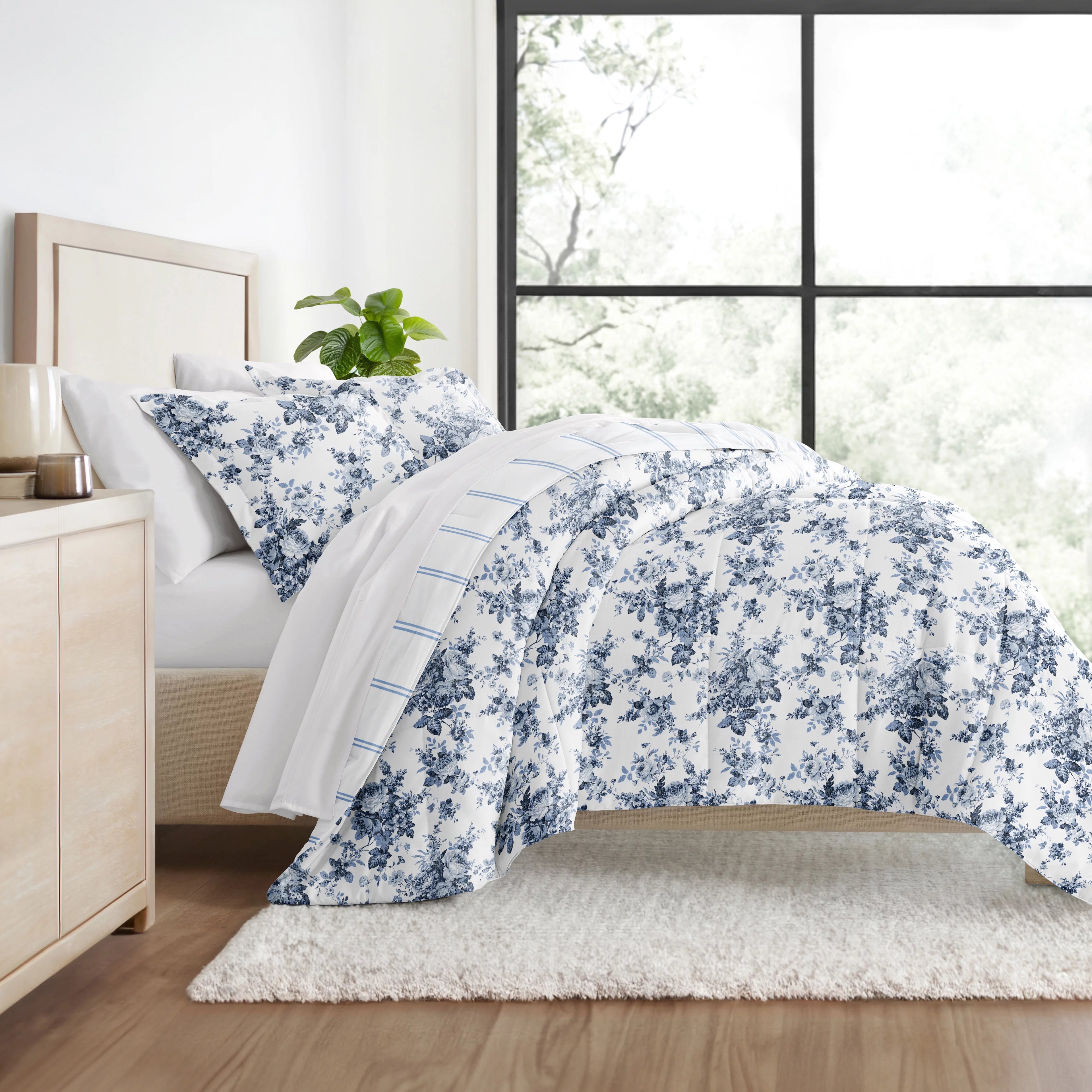 Cabbage Rose Stripe Ultra Soft Reversible Comforter Bed Set H344