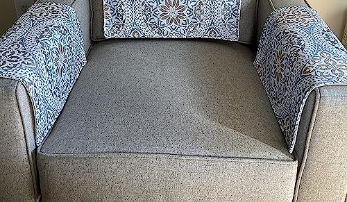 Set of two armrest covers V373