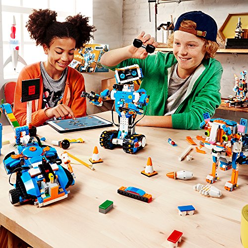 LEGO Boost Creative Toolbox 17101 Robot Building Set and Coding Kit (847 Pieces) N927231