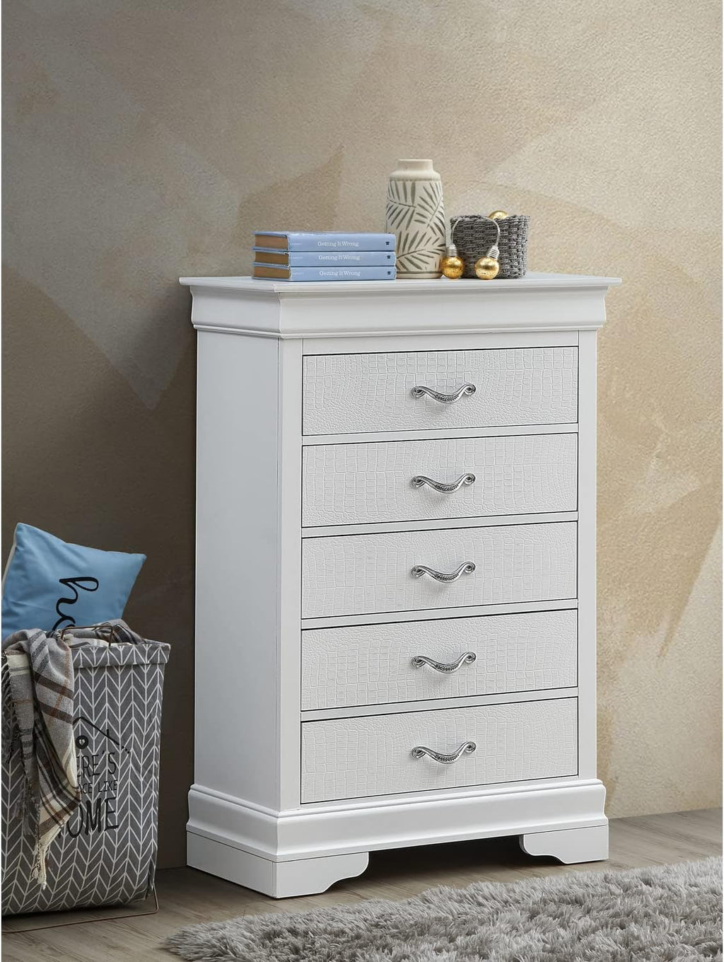 5 Drawer Chest in Pearl White S253179