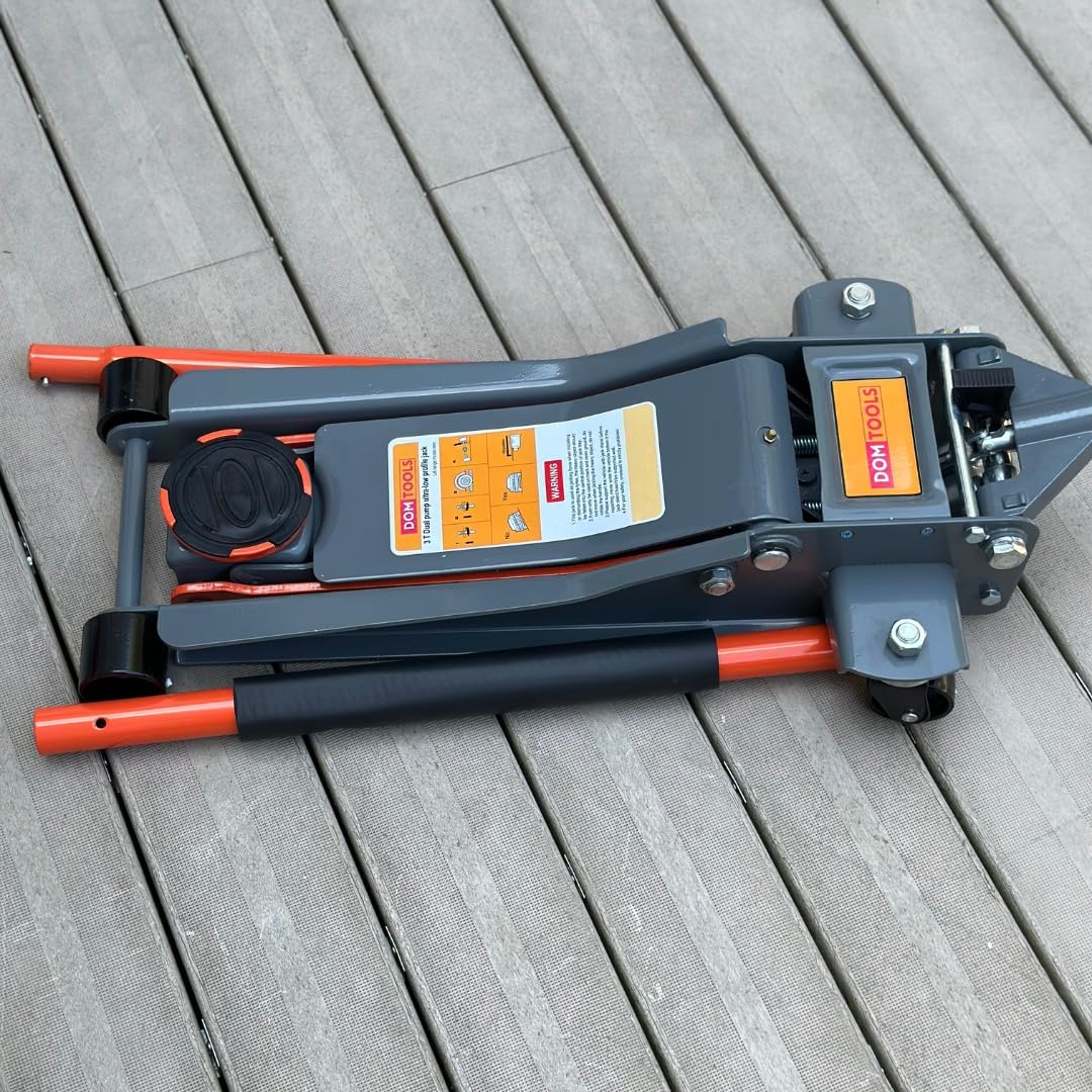3.0 Ton Floor Jack with Dual Hydraulic Pumps & Reinforced Lifting Arm W661